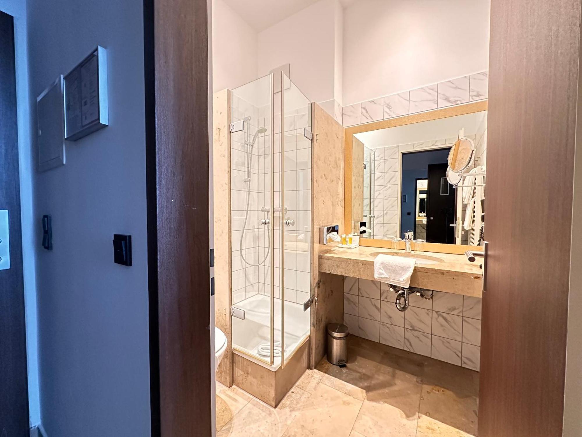 Devin Art Hotel 杜塞尔多夫 外观 照片